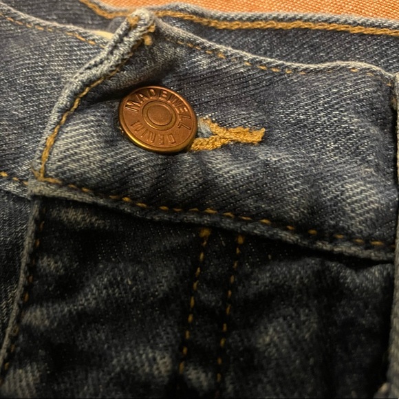 MADEWELL Dadjean Castlewood Wash Distressed Short 27 $74 - Picture 8 of 11